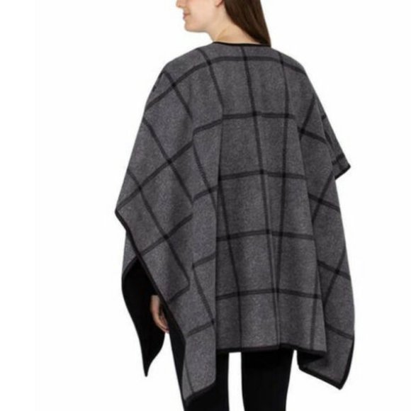 Ike Behar Reversible Women's Fashion Wrap - Picture 3 of 5